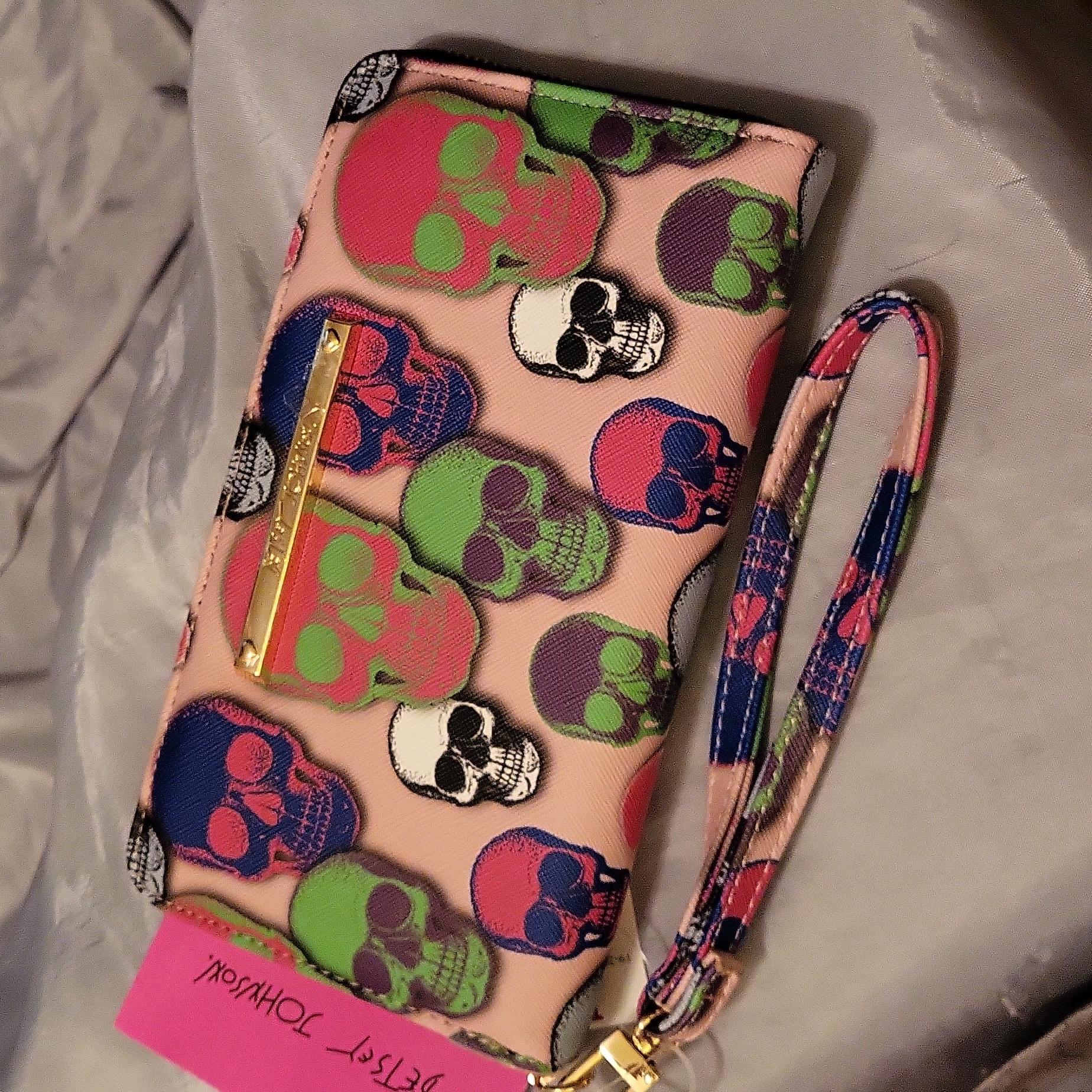 Betsey Johnson Wallet Wristlet Skull
